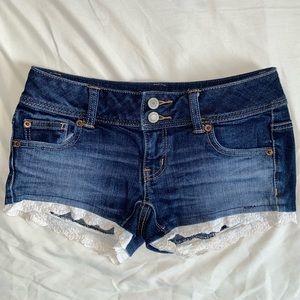 American Eagle Outfitters Shorts (Stretch)